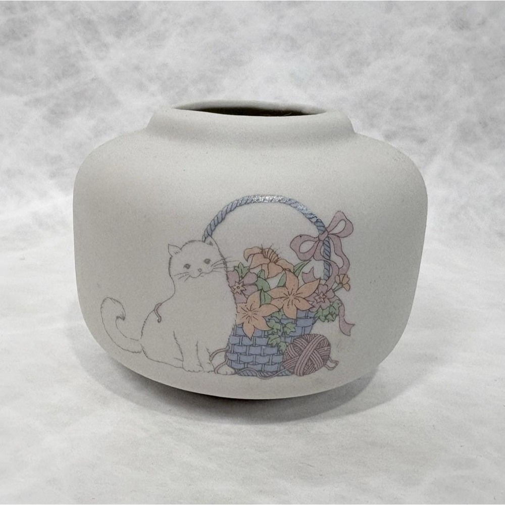 Vintage‎ Cat Bud Vase Ceramic Floral Basket Kitty Cottagecore 2.75" Tall Cute